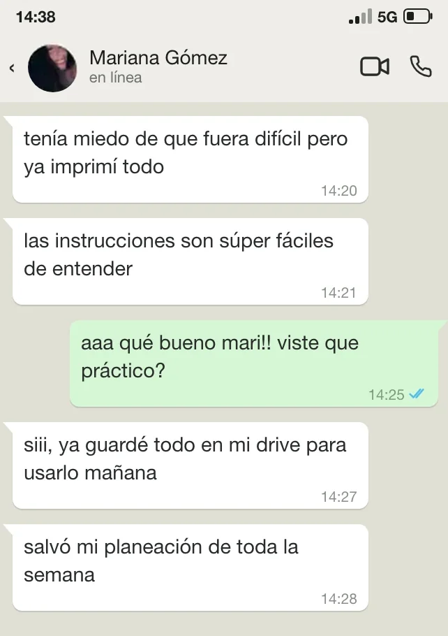 Mensaje de WhatsApp de una profesora sobre el kit